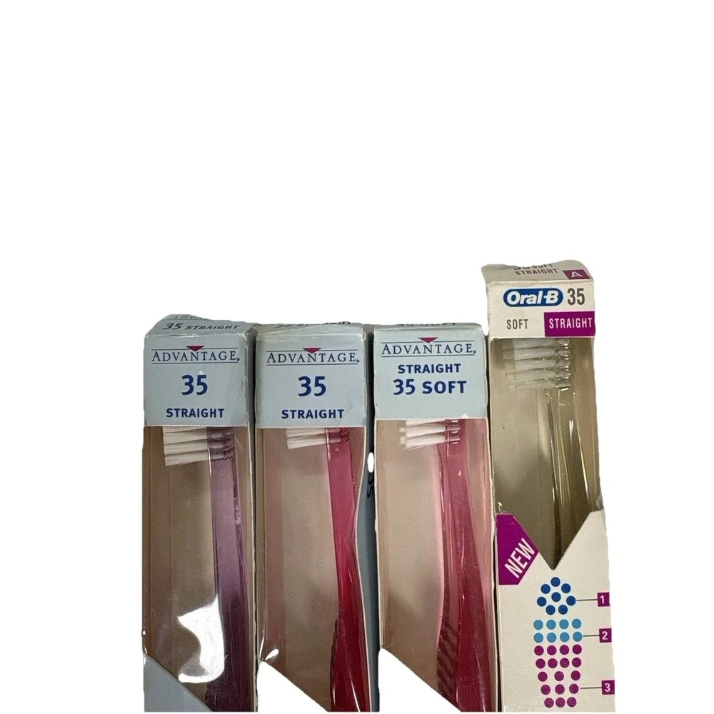Lot 4 Vintage Oral-B Advantage 35 Soft Straight Toothbrush USA 1993 1996 New